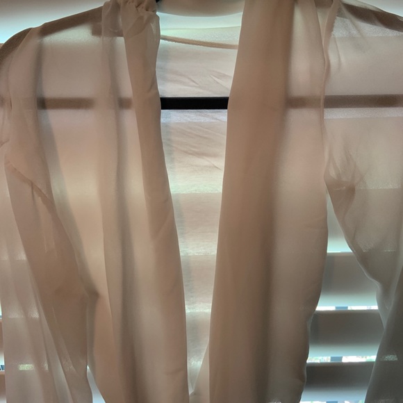 Boohoo Front Wrap Top - Picture 2 of 3